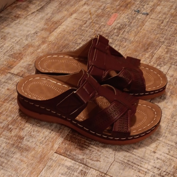 NWOT - Picture 2 of 3